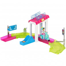Mattel Barbie FHV85 Set de joaca Barbie pe scuter seria "On the Go" Mattel Barbie FHV85 Set de joaca Barbie pe scuter seria "On the Go"